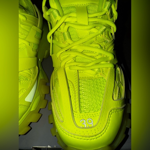 Balenciaga Track Sneakers Women’s sz 9   Fluorescent Yellow Clear Sole Authentic - Picture 4 of 7